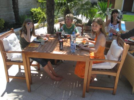 Fussball 006.jpg   32kb   26.03.2021 22:38:02